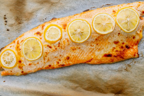 oven-baked-salmon-with-a-tangy-glaze-2-600x400