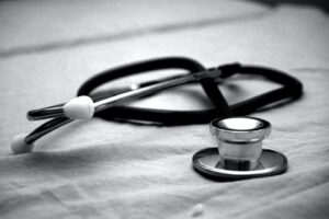 Donegal doctor says HSE working to investigate meningitis cases