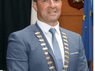 Sligo cathaoirleach calls for regional passport office