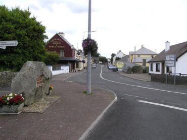 Local councillor claims parking places at a premium in Kinlough
