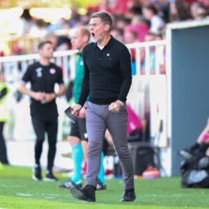 Motherwell sack manager after Sligo Rovers loss
