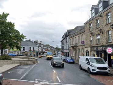 Parking issues persist in Donegal Town