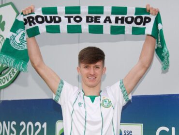 Johnny Kenny moves to Shamrock Rovers on loan